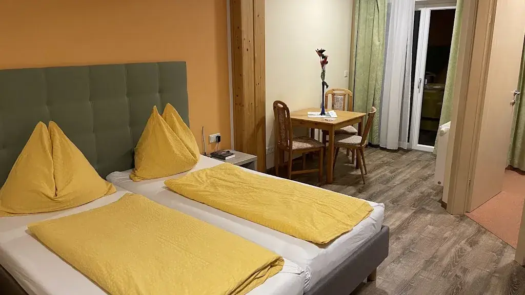 Gasthof zum Mohr'n Familie Tanner_Oberwölz Stadt_slider_image_2