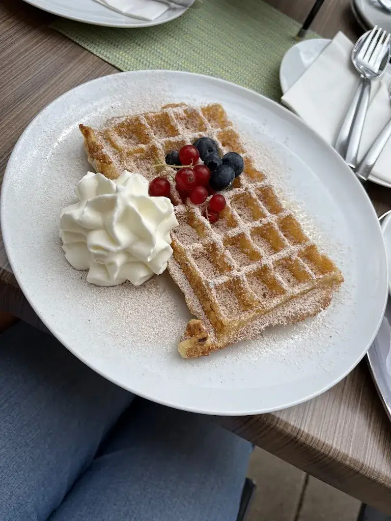 MELSHEIM Clémence_Cafe Eight_Oberwölz Stadt_recensione