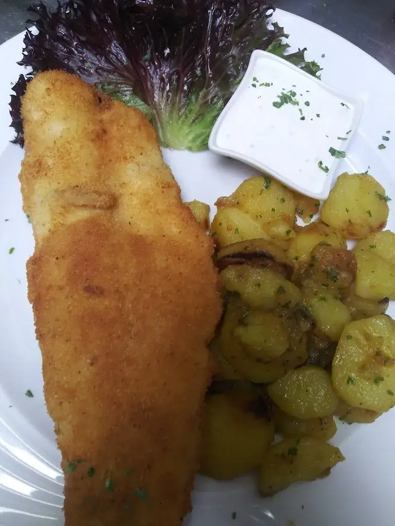 Armen Hajdari_La piscina_Oberwölz Stadt_review