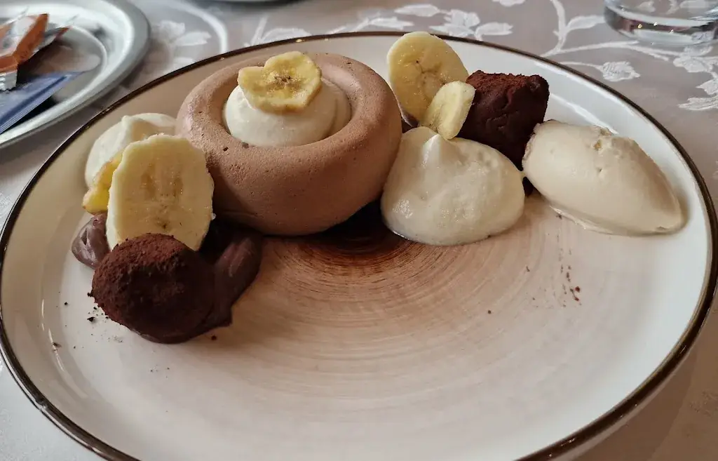 jhold_Hans Jörg Fink_Pirching am Traubenberg_review