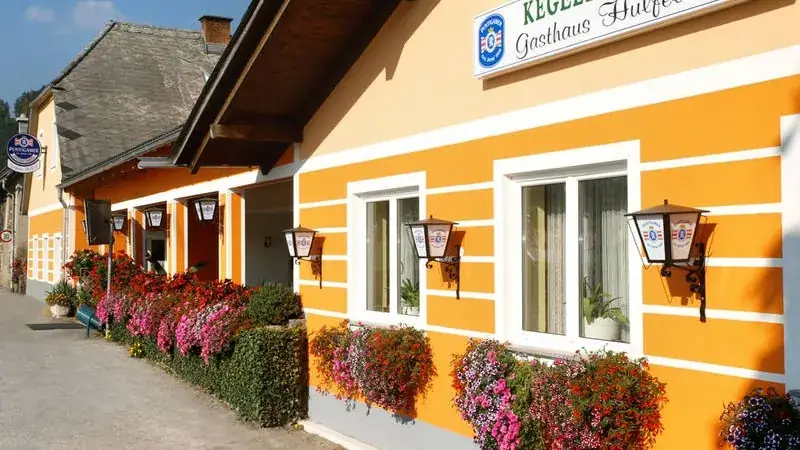 Gasthaus Hulfeld restaurant in Passail