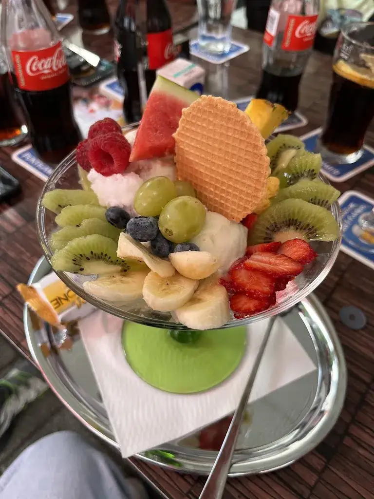 Nadja Dorfinger_Almcafe_Passail_review