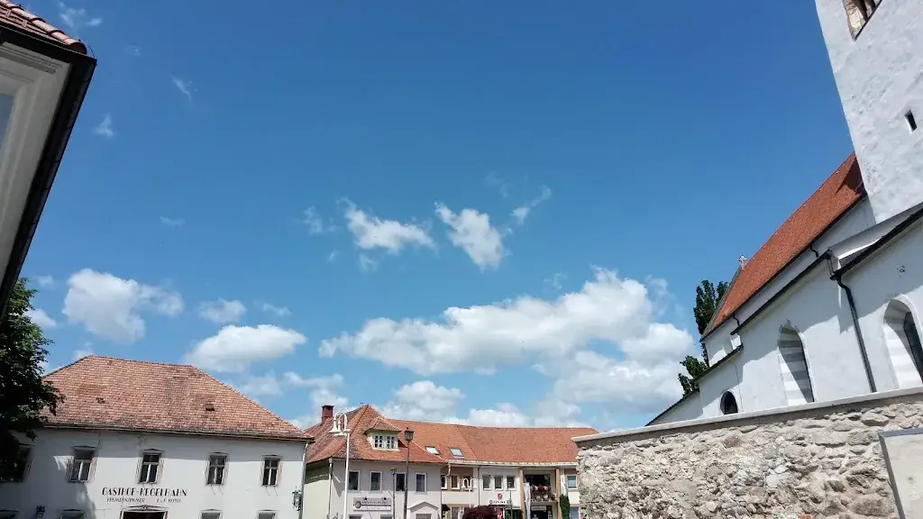 Brandl Heinrich Bäckerei - Cafe_Pöls_slider_image_3