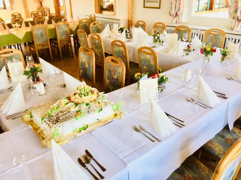 Styrian Schnitzelwirt am Kulm_Puch bei Weiz_slider_image_1