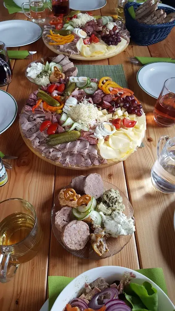 Josef Steirer_1000m Stüberl_Rabenwald_review