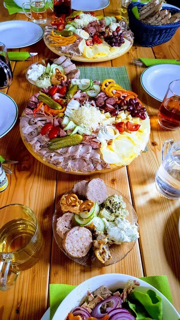 1000m Stüberl_Rabenwald_slider_image_3