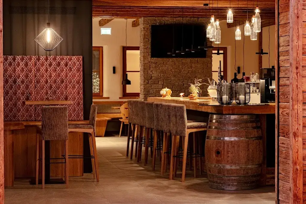 Almerwirt restaurant à Pöllauberg