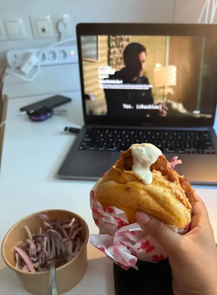 Aryana moazzami_Roost Chicken_Rust_review