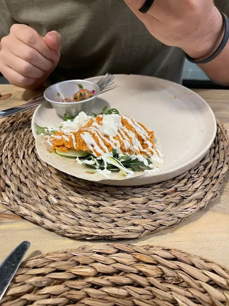 Timothy Heck_𝗥𝗲𝘀𝘁𝗮𝘂𝗿𝗮𝗻𝘁𝗲 𝗚𝗮𝗿𝘁𝗲𝗻 𝗧𝗿𝘂𝗲 𝗙𝗼𝗼𝗱 - Real Food - Madrid - Comida sana_Raning_avis