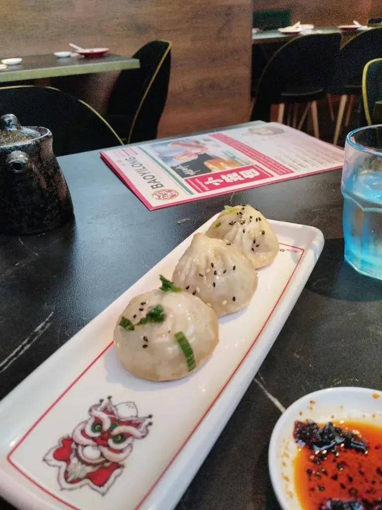 Umar Yusufu_Baoyilong_Ries_avis