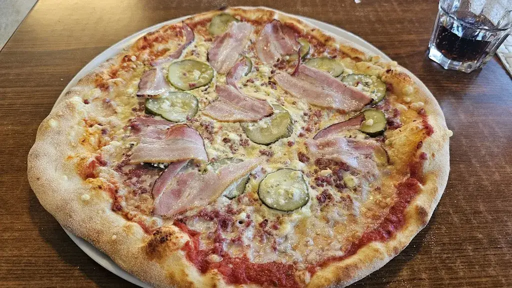 Restaurant-Pizzeria Akkavaara_Salla_slider_image_3