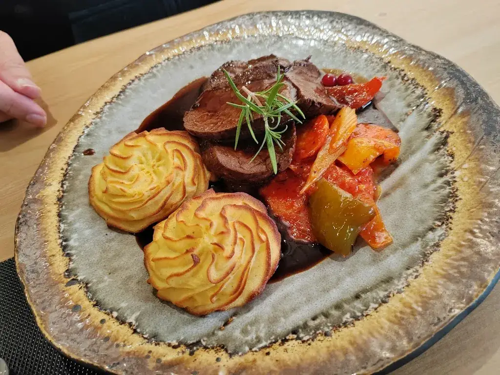 Menu_Kaira Cafe / The Middle of Nordic Ltd Oy_Salla_immagine_6