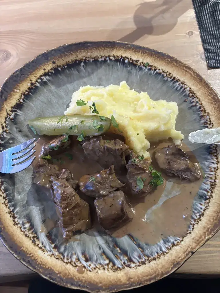 Sander Rednas_Kaira Cafe / The Middle of Nordic Ltd Oy_Salla_recensione