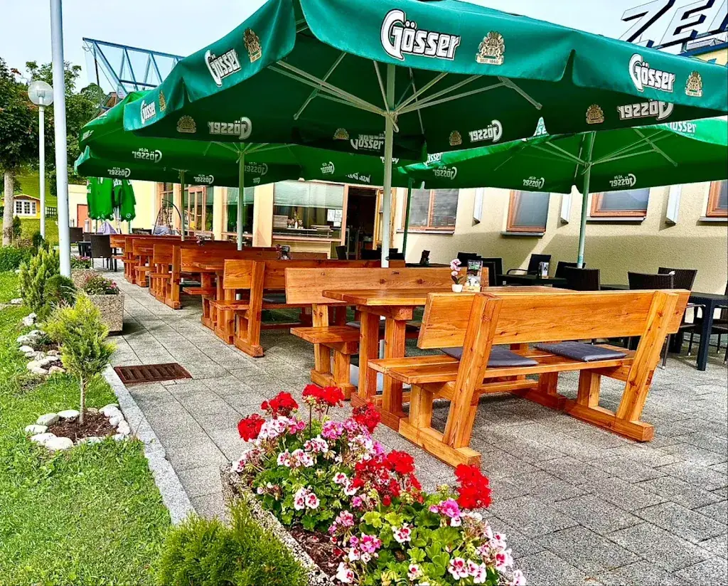 Zentrum Café Restaurant_Ramsau am Dachstein_slider_image_3