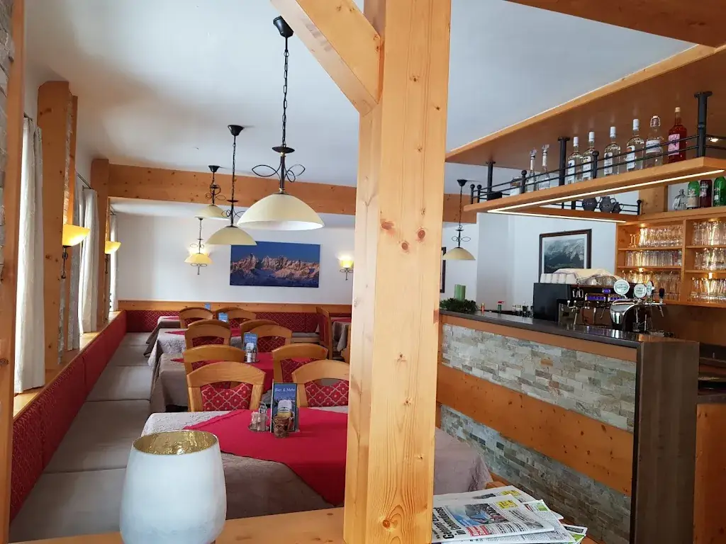 Milan S_Alpengasthaus Edelbrunn_Ramsau am Dachstein_review