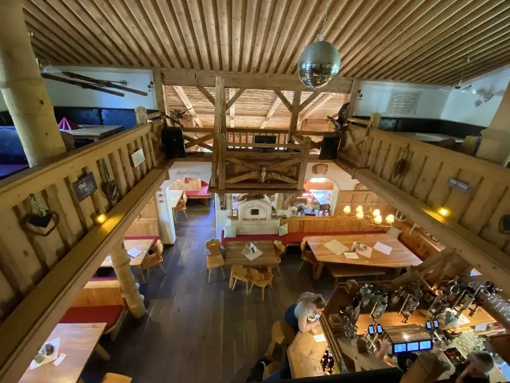 Waldcafé Lifstüberl ristorante a Ramsau am Dachstein