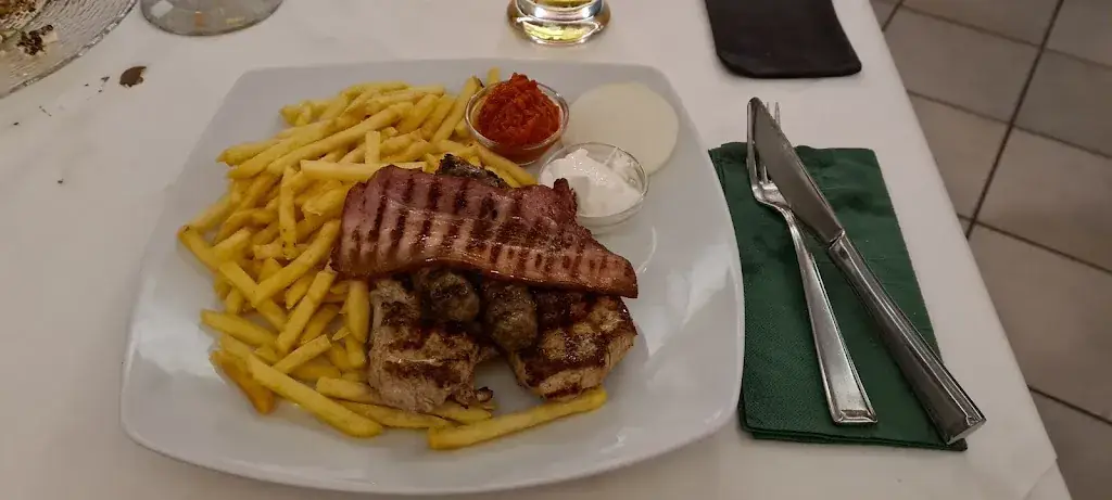 Menu_Restaurant Blery & Paolo Am Waldstadion_Sankt Ilgen_image_4