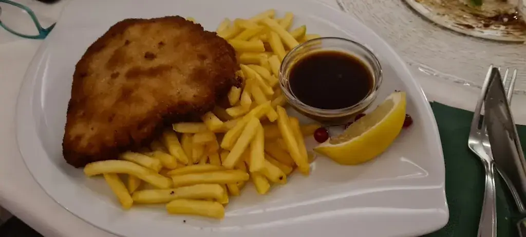 Menu_Restaurant Blery & Paolo Am Waldstadion_Sankt Ilgen_image_6