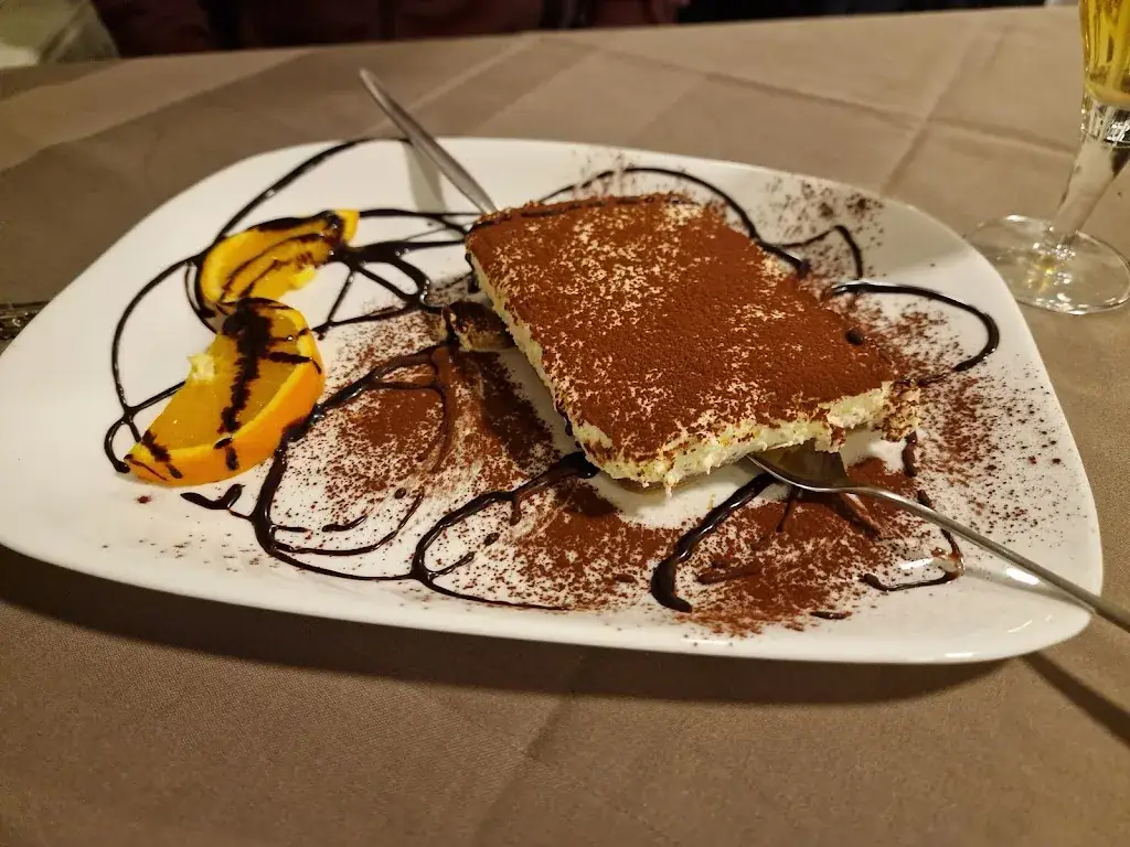 Menu_Restaurant Pizzeria Capri_Sankt Ilgen_image_6