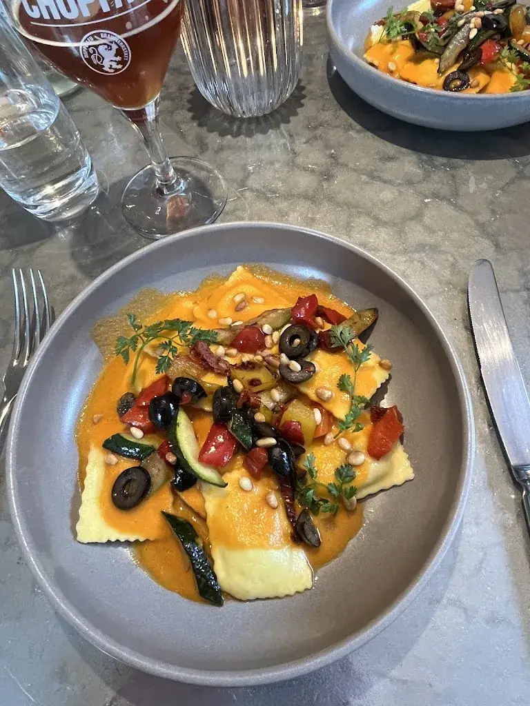 Cedric Martin_Neubad_Sankt Gallen_recensione