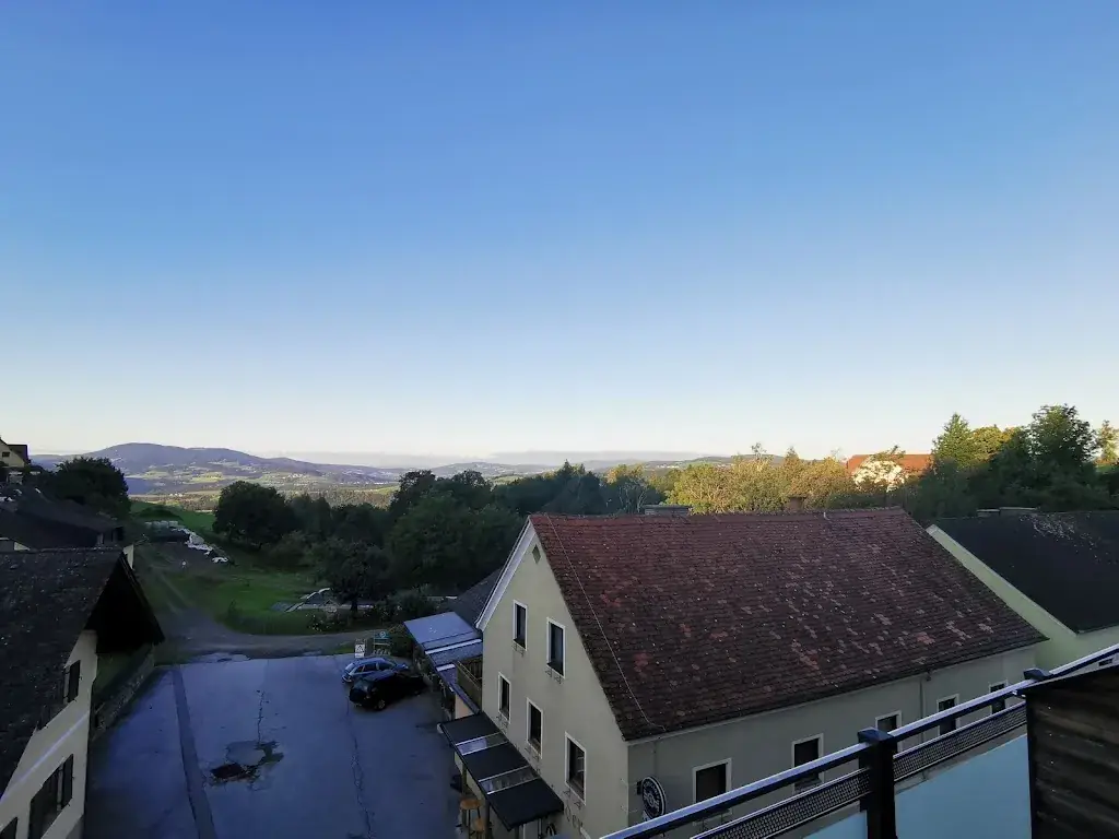 Torsten Urban_Lorenzerhof_Sankt Lorenzen am Wechsel_recensione