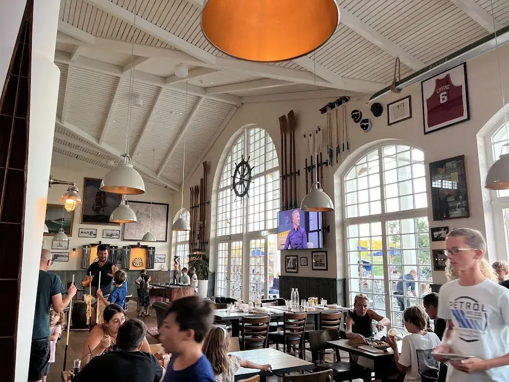 Alexander Ball_Restaurant „Bubba Svens“_Rust_recensione