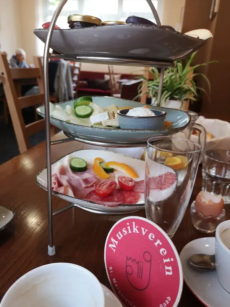 Eva Wolf_Hartis Karbarettcafe_Sankt Margarethen an der Raab_avis