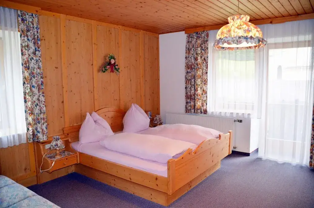 Gasthof Zum Gamsjäger_Sankt Nikolai im Sölktal_slider_image_2