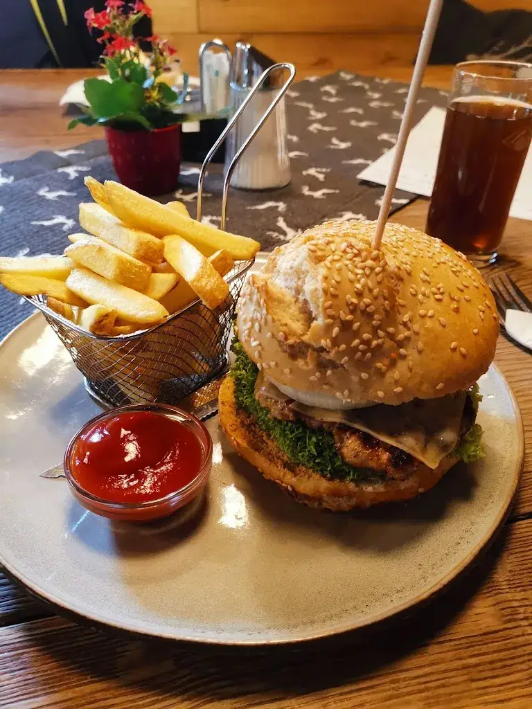 Jausenstation Hansenalm_Sankt Nikolai im Sölktal_slider_image_2