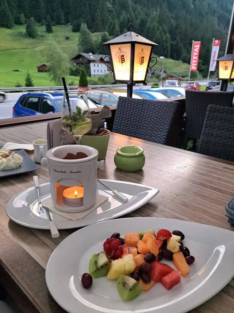 Menu_Restaurant-Cafe Alpenhof_Sankt Leonhard_immagine_6