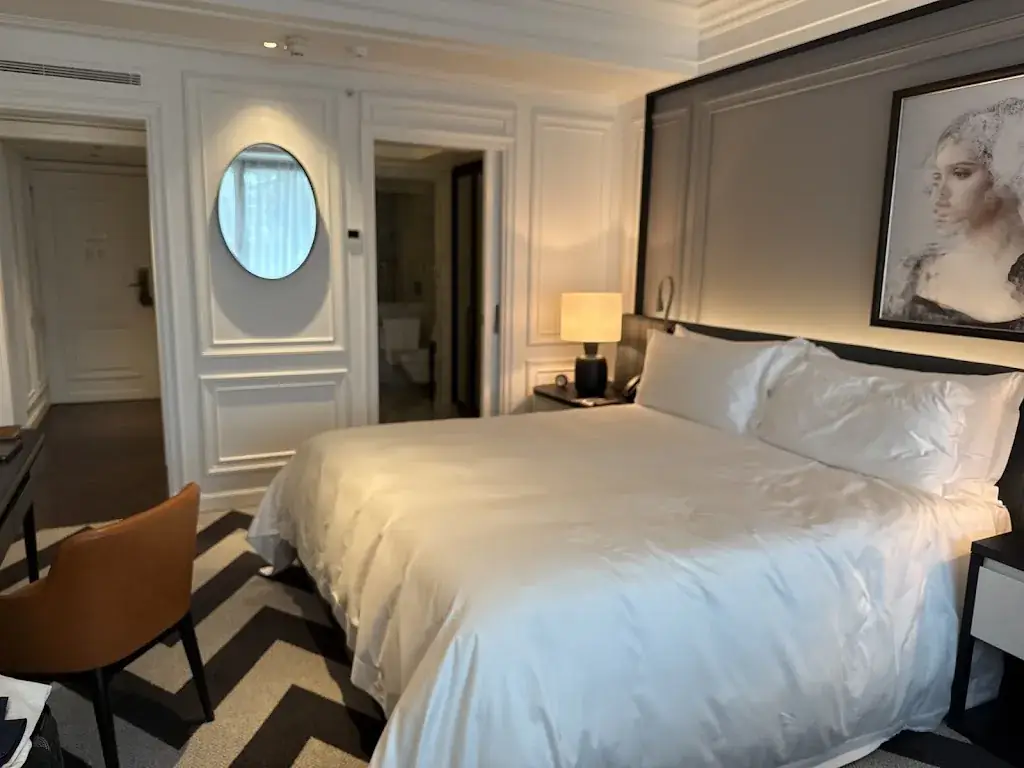 Arash G_Rosewood Villa Magna_Rust_review