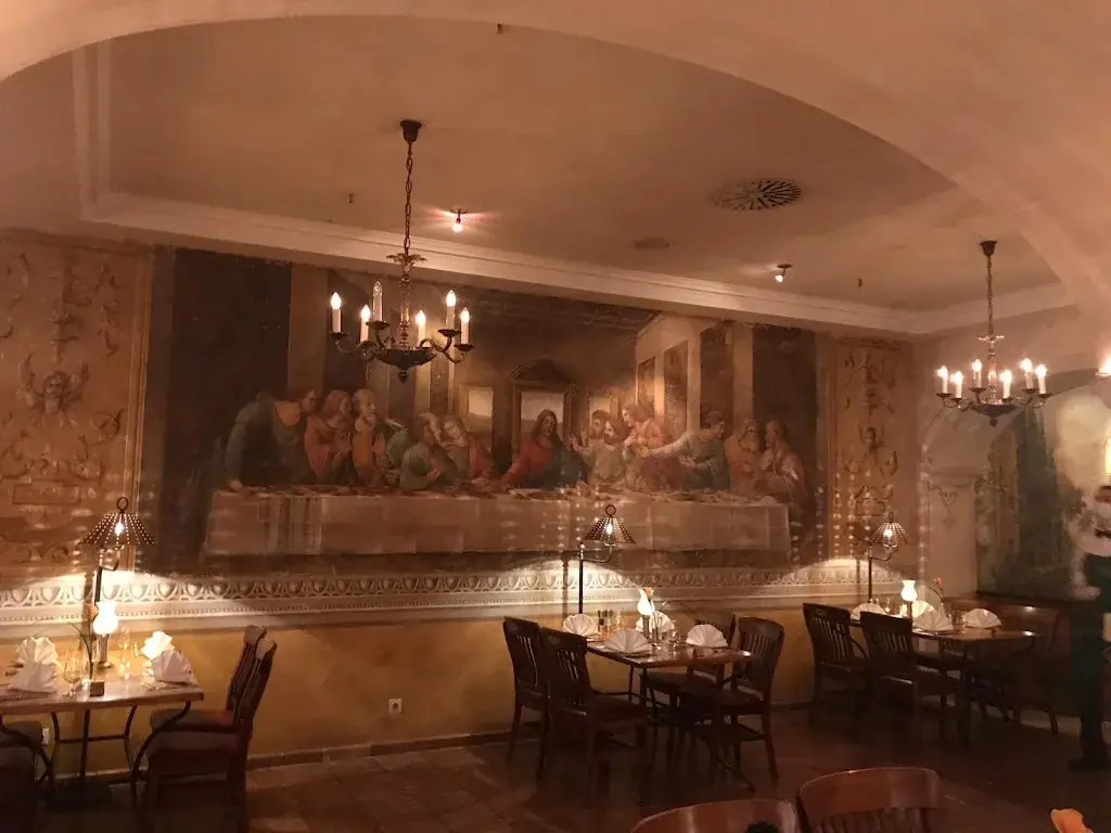 Emy Anemsalok_Restaurant „Antica Roma“_Rust_review