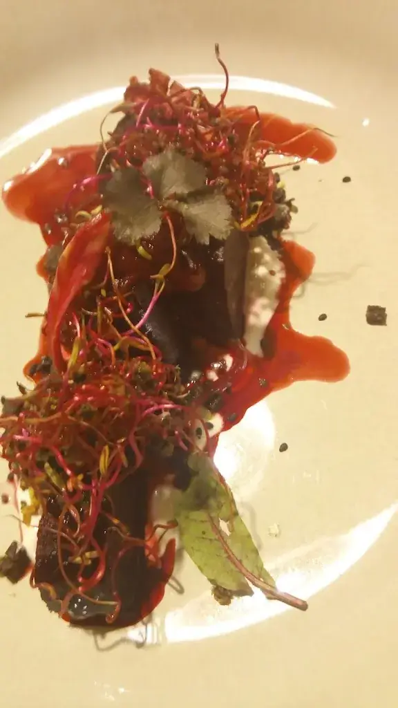 Suu Miles_Gasthaus Restaurant Thaller_Sankt Veit am Vogau_review