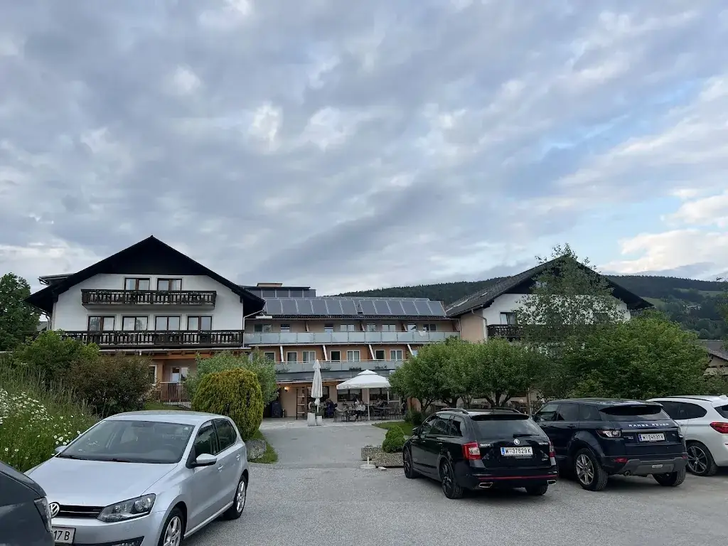 Greshma Pallikunnel_Der Trattner - Hotel Trattnerhof_Semriach_review