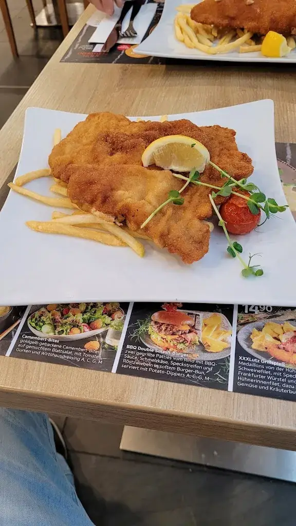 Franz Harb_XXXLutz Restaurant Unterwart_Unterwart_review