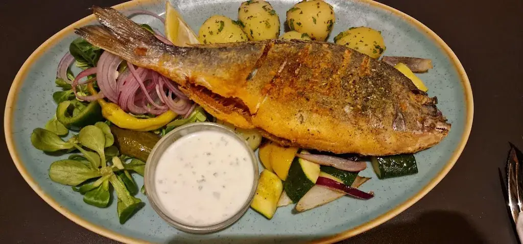 Damian Mansueto (Wizdams)_BB1 Heuriger und Restaurant Bad Waltersdorf_Sebersdorf_avis