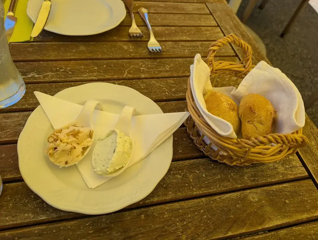 Dominik Herkel_Lindenhof Auffen_Sebersdorf_avis