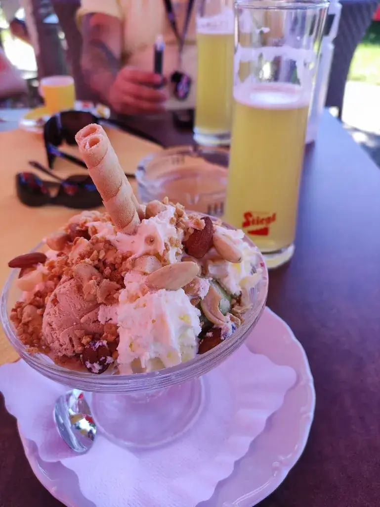 Zwatricks Restaurant - Café - Wein_Soboth_slider_image_3