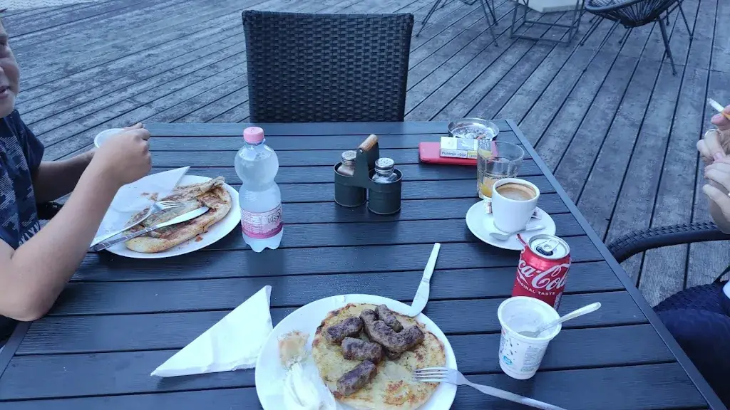 Menu_Adria Cafe - Restaurant_Spielfeld_image_3