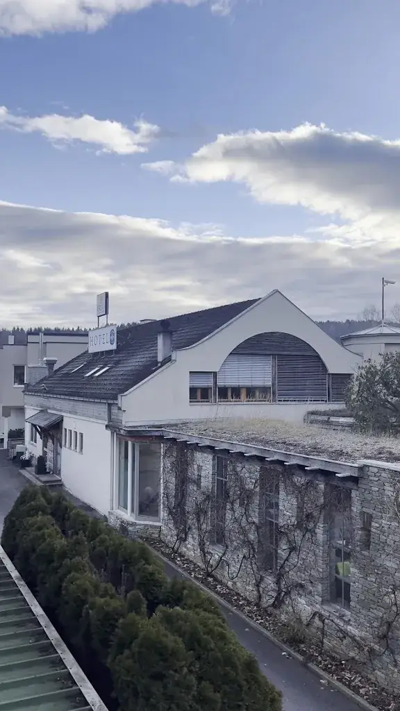 Cvetkovic Bogi_Haus am See - Hotel Restaurant Café_Stubenberg_review