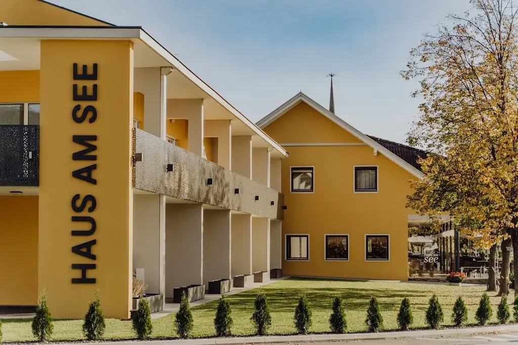 Haus am See - Hotel Restaurant Café restaurant à Stubenberg