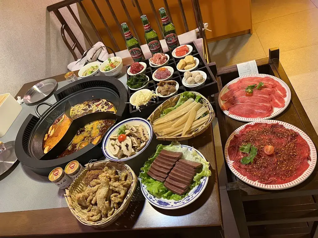 Nan Hotpot Madrid_Thal_slider_image_3