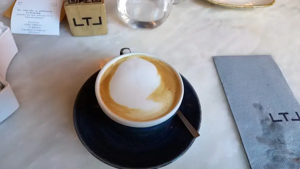 Menu_Lateral Velázquez_Thal_immagine_5