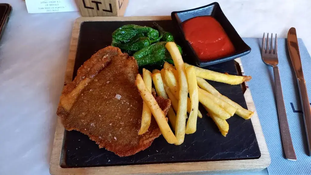 Menu_Lateral Velázquez_Thal_immagine_9