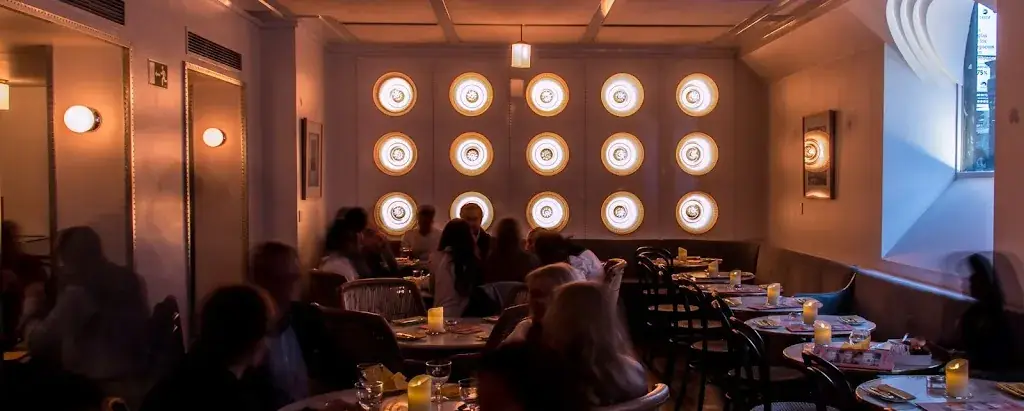 Lateral Velázquez_Thal_slider_image_1