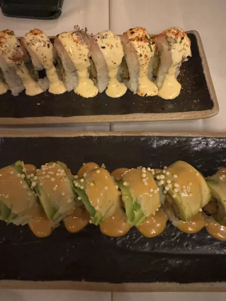 Ana I. B._Mítiko_Thal_recensione