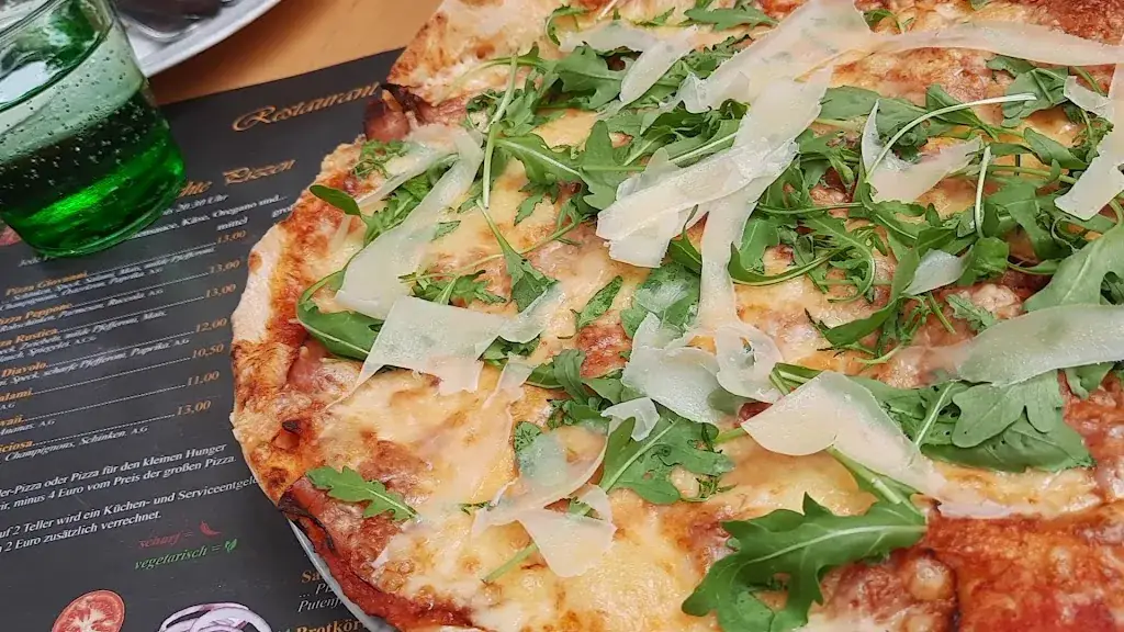 Pizzeria Giovanni_Trieben_slider_image_2