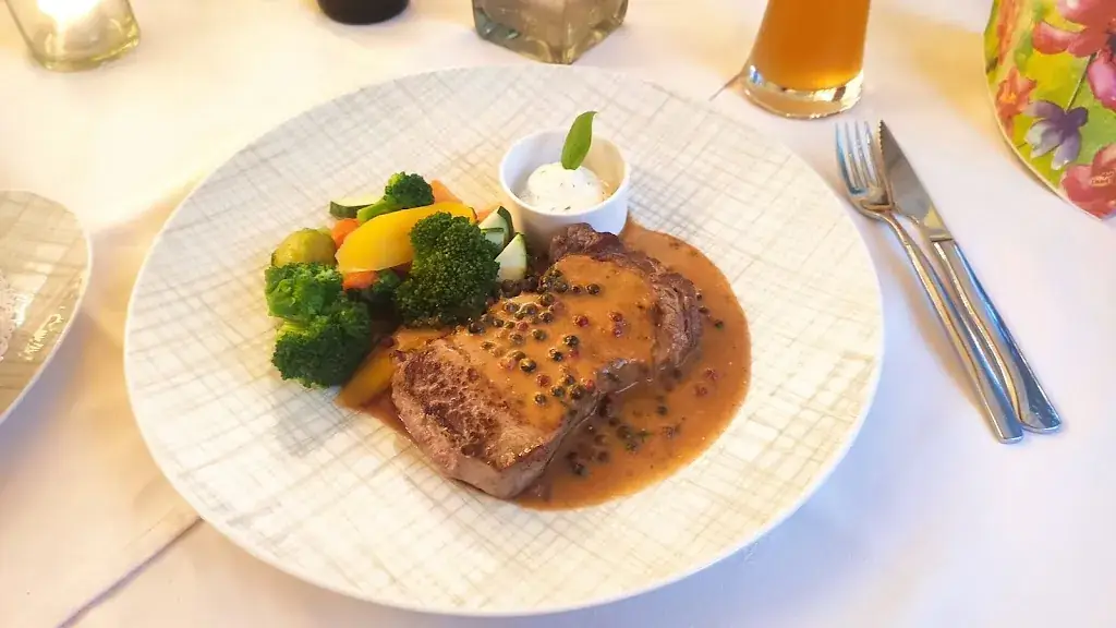 Arjan Hilbrands_Restaurant - Vinothek Petutschnig_Traboch_recensione