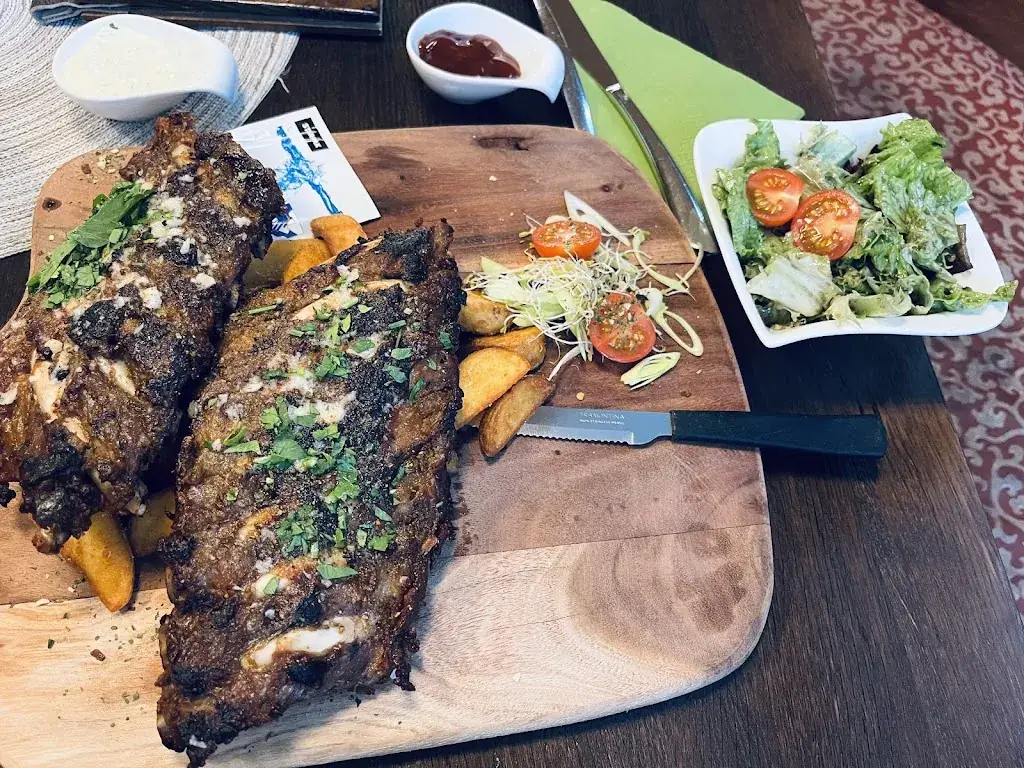 Özgür Öktem_Plotzhirsch im Alten Rathaus_Unterfladnitz_review