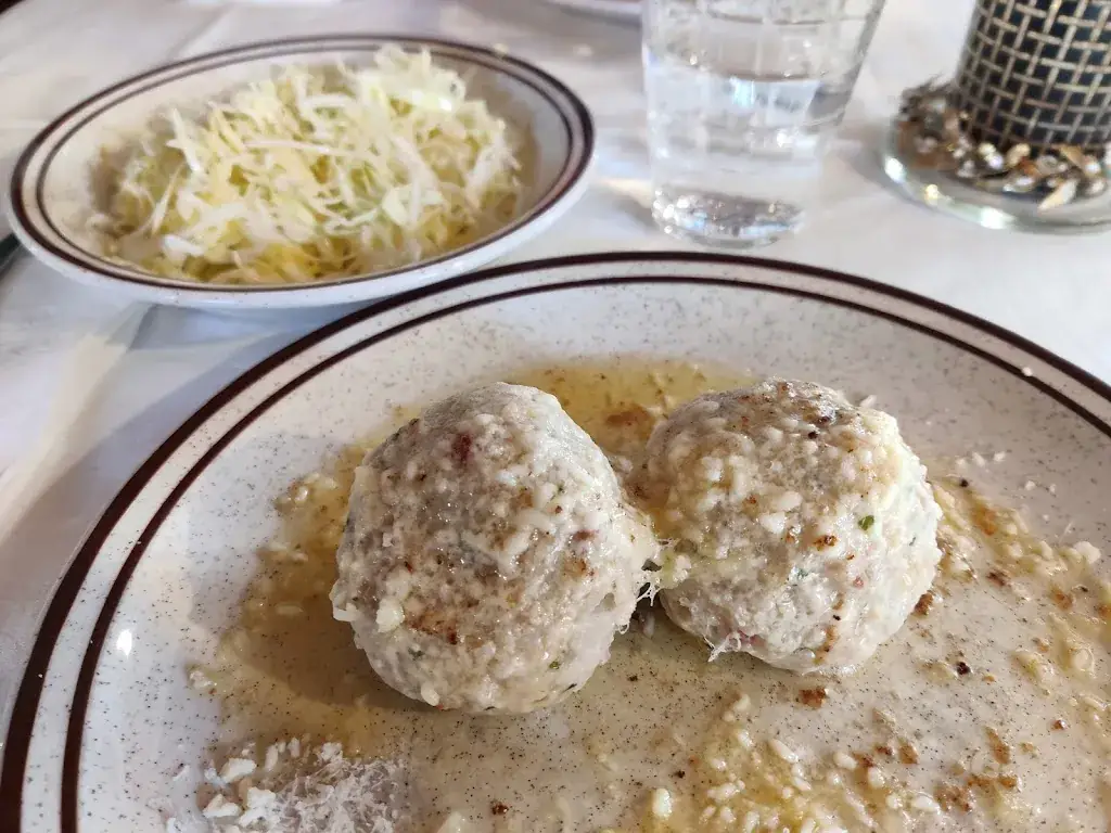 Chiara S._Gasthaus Zum Lex_Wiesen_review